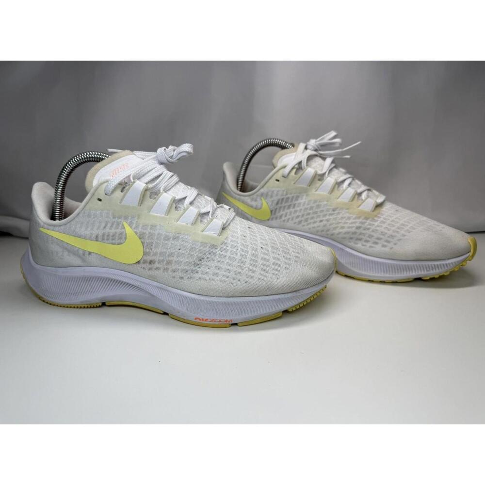 Nike Air Zoom Pegasus 37 Shoes‎ Womens Size 9.5 White Yellow Running BQ9647-105